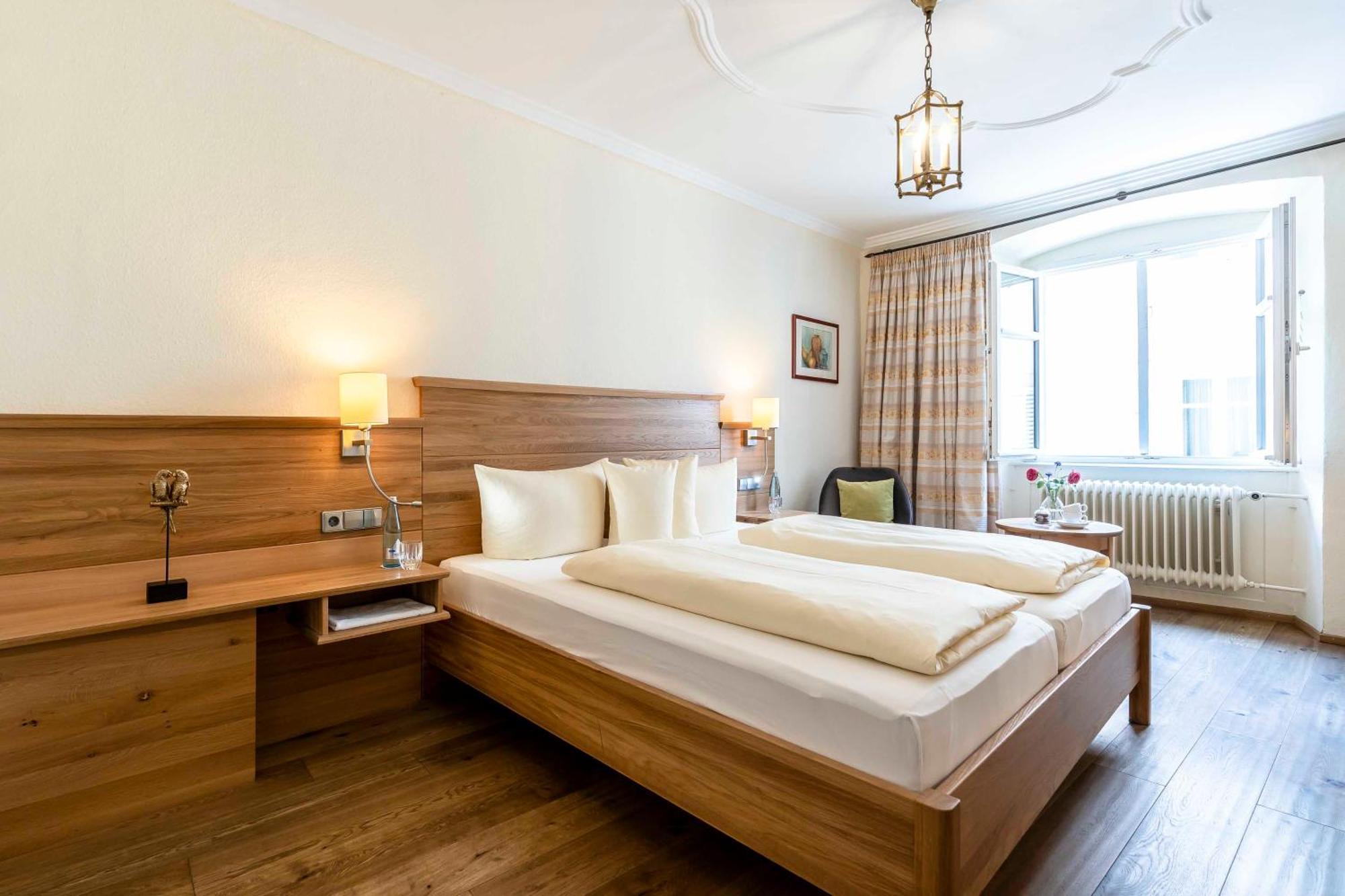 Budget Double Room,1766154918:JPEG